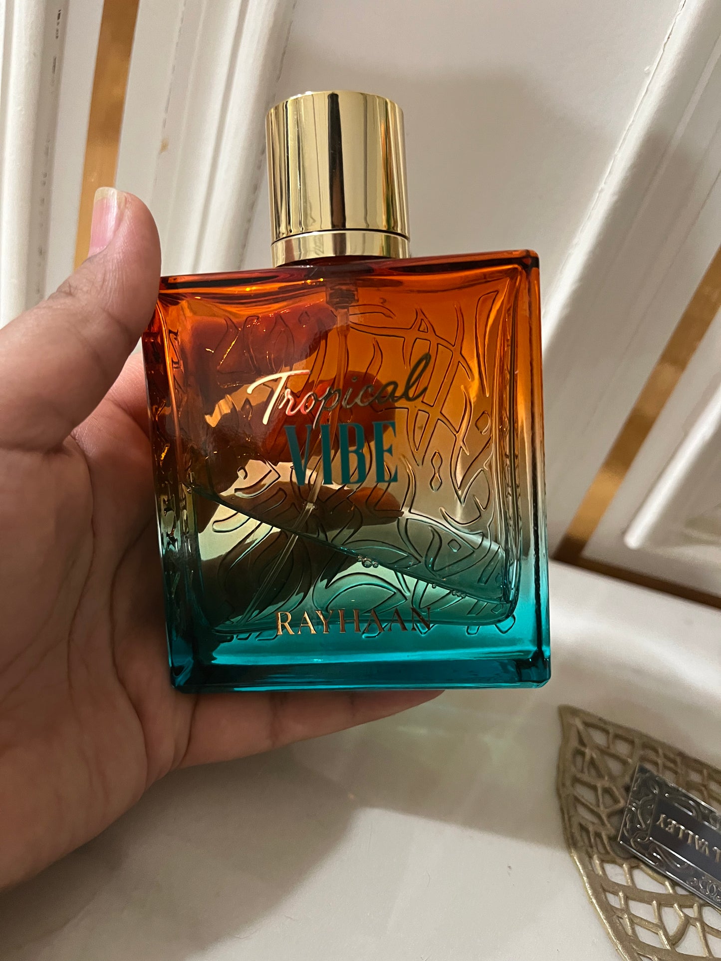 Partial : Tropical Vibe