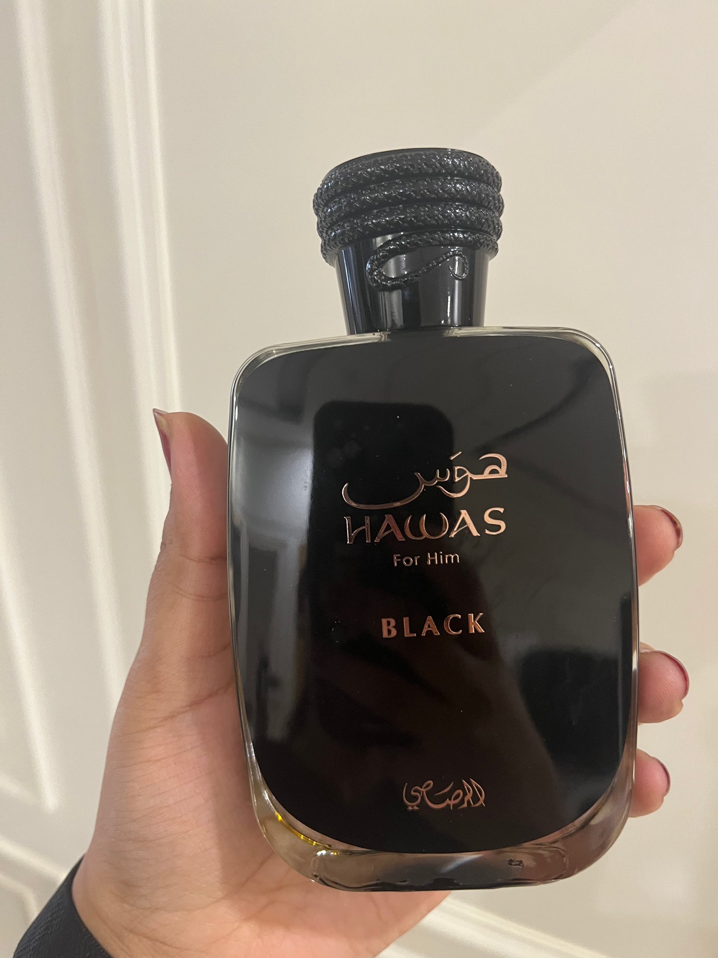 Partial : Hawas Black