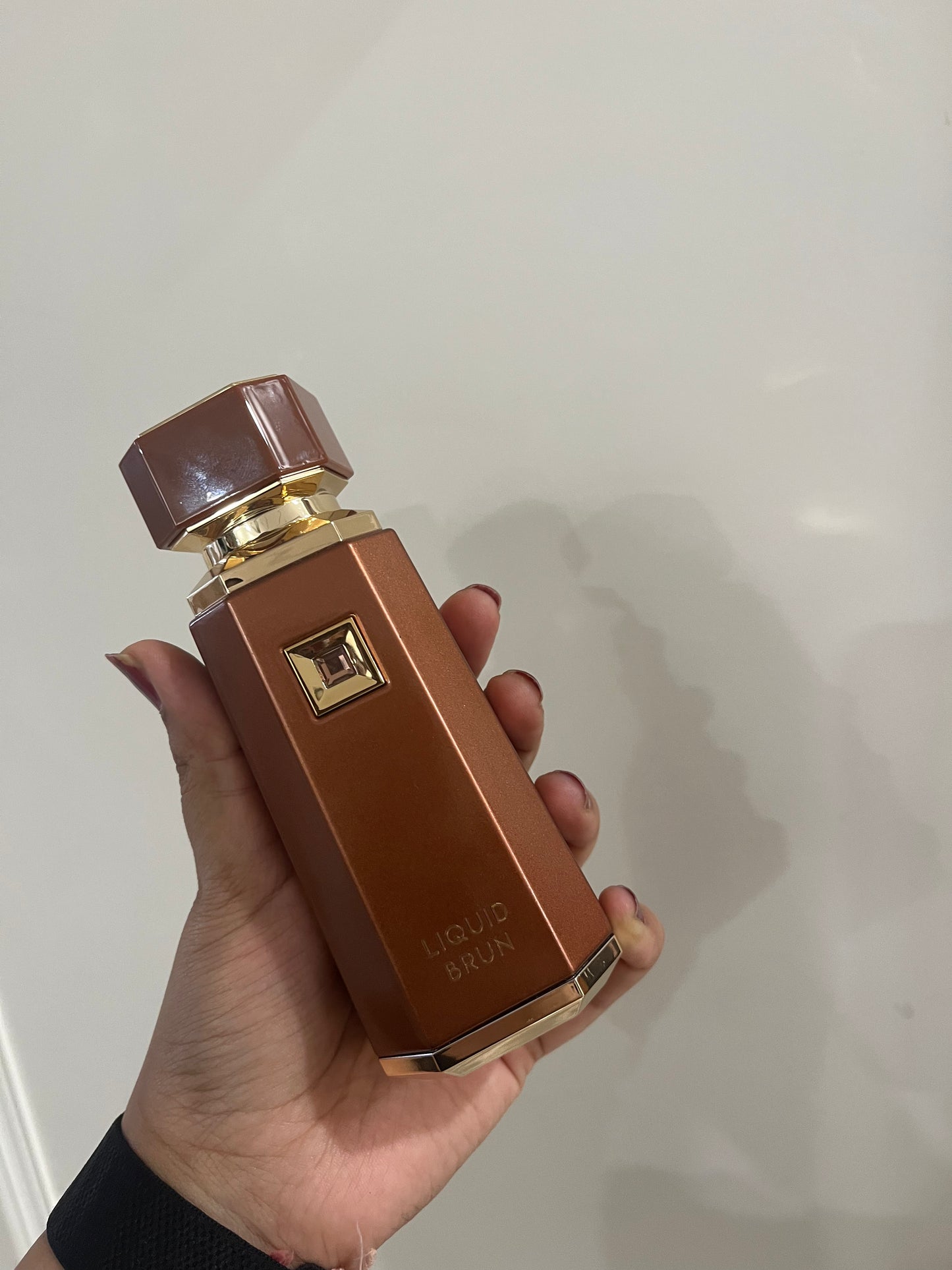 Partial : Liquid Brun