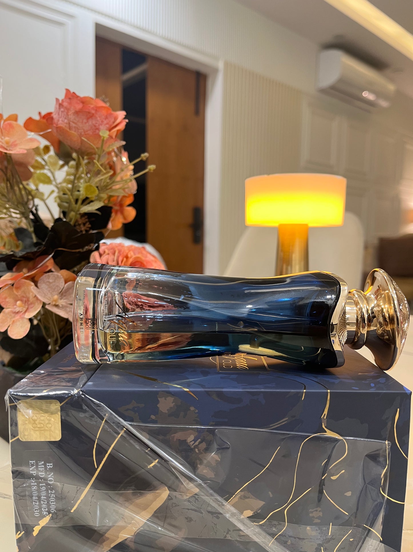 Partial : Aqua Oud