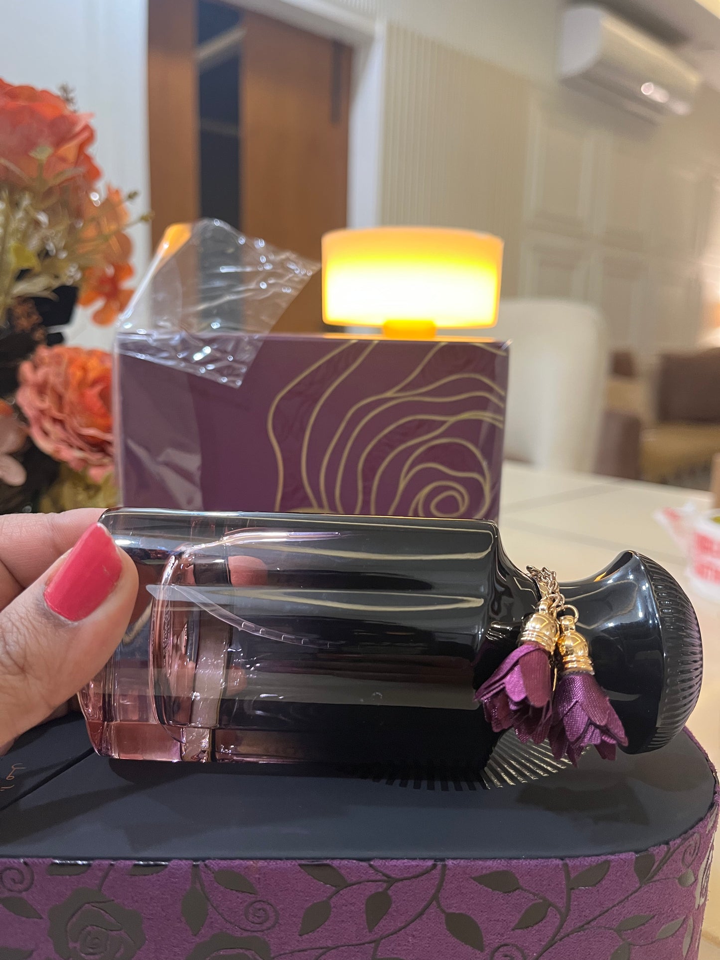 Partial : Oud & Roses
